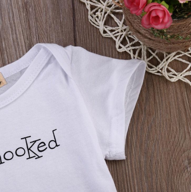 Aww! "I Hooked Daddy's Heart" Baby Romper - Perfect Gift for Dad! ❤️🎣 - Babyzy