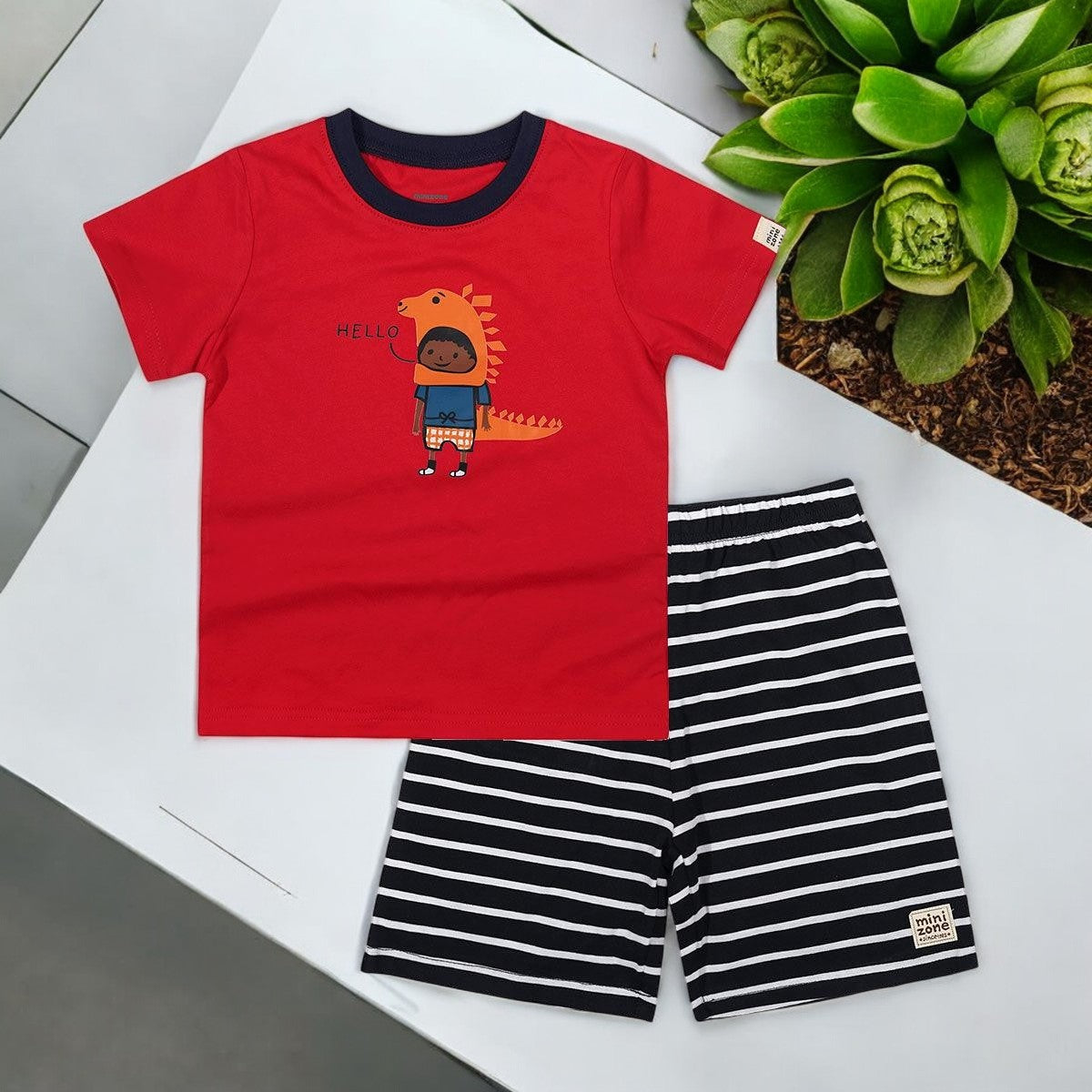 Match & Chill – Cotton Short-Sleeved Lounge Set for Parents & Baby